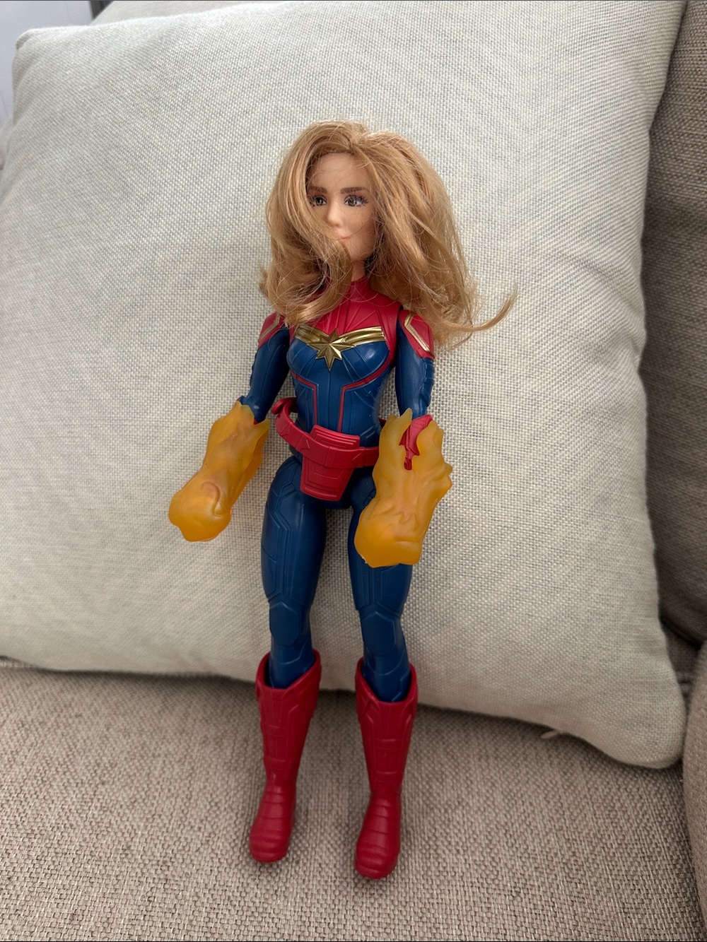 Hasbro Captain Marvel Cosmic Super Hero Doll